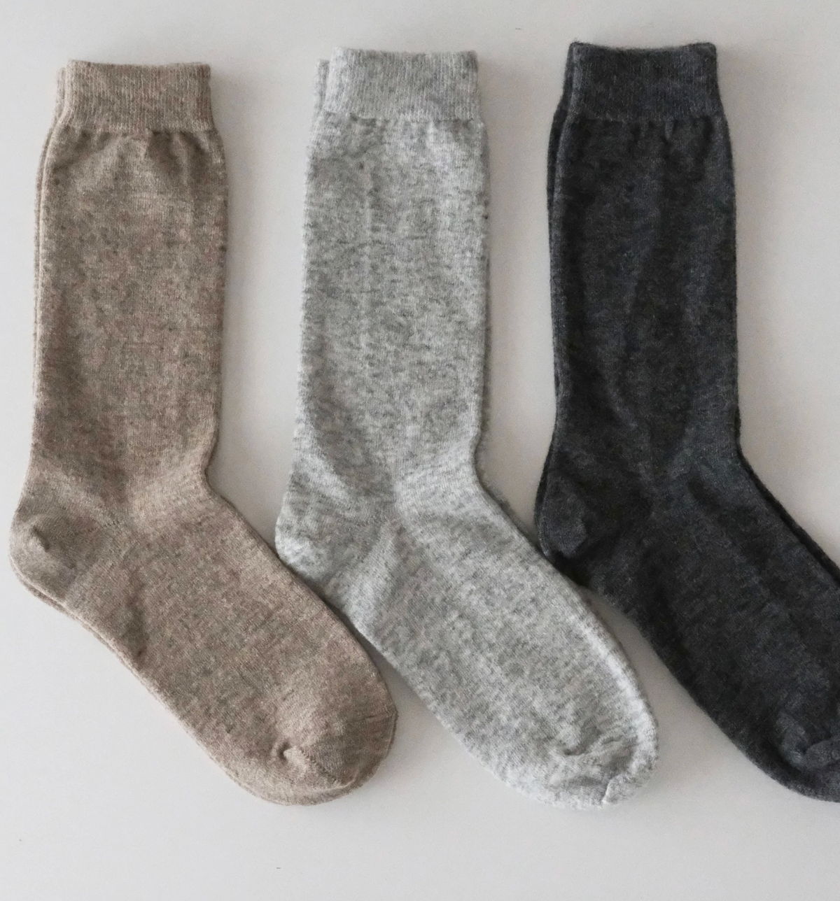 Nishiguchi Kutsushita - Praha Cashmere Wool Socks
