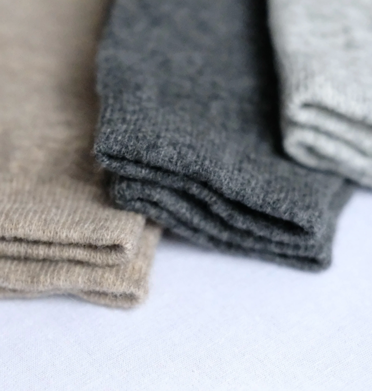 Nishiguchi Kutsushita - Praha Cashmere Wool Socks